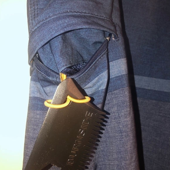 Burnside Men’s Blue Board Shorts Surf Shorts Size 34 - Picture 8 of 9